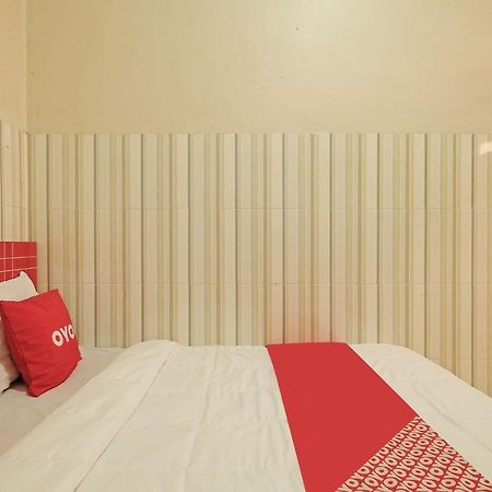 Oyo 91453 Hotel Srikandi Gejayan Maguwo Ngoại thất bức ảnh